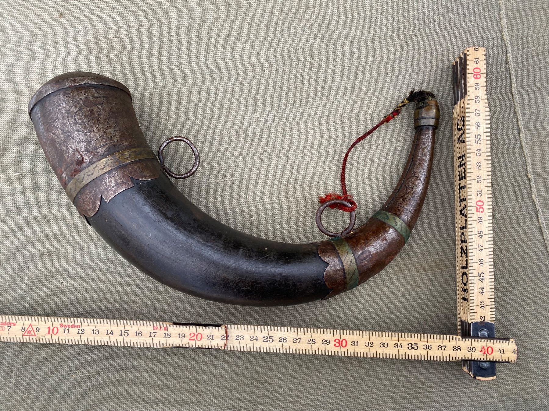 Bottiglie: seltenes antikes Pulverhorn – Usato da Feldbach venduto da Fea1 9