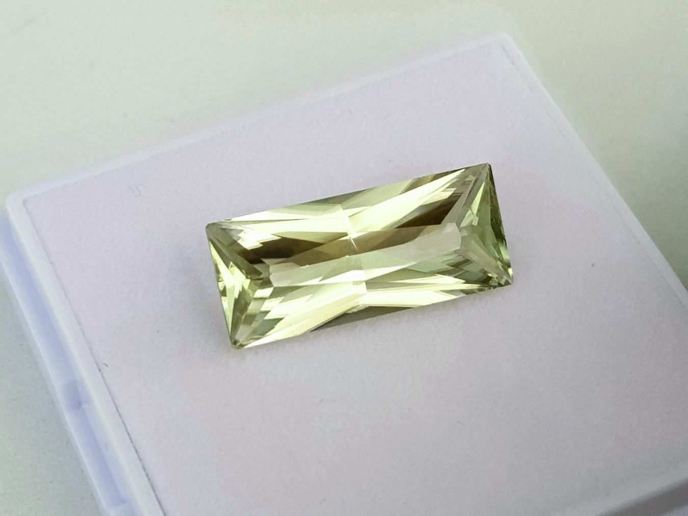Pietre preziose: Csarite,Diaspore Mit Certifikat – Nuovo e nell'imballaggio originale da Wolhusen venduto da toni079 6