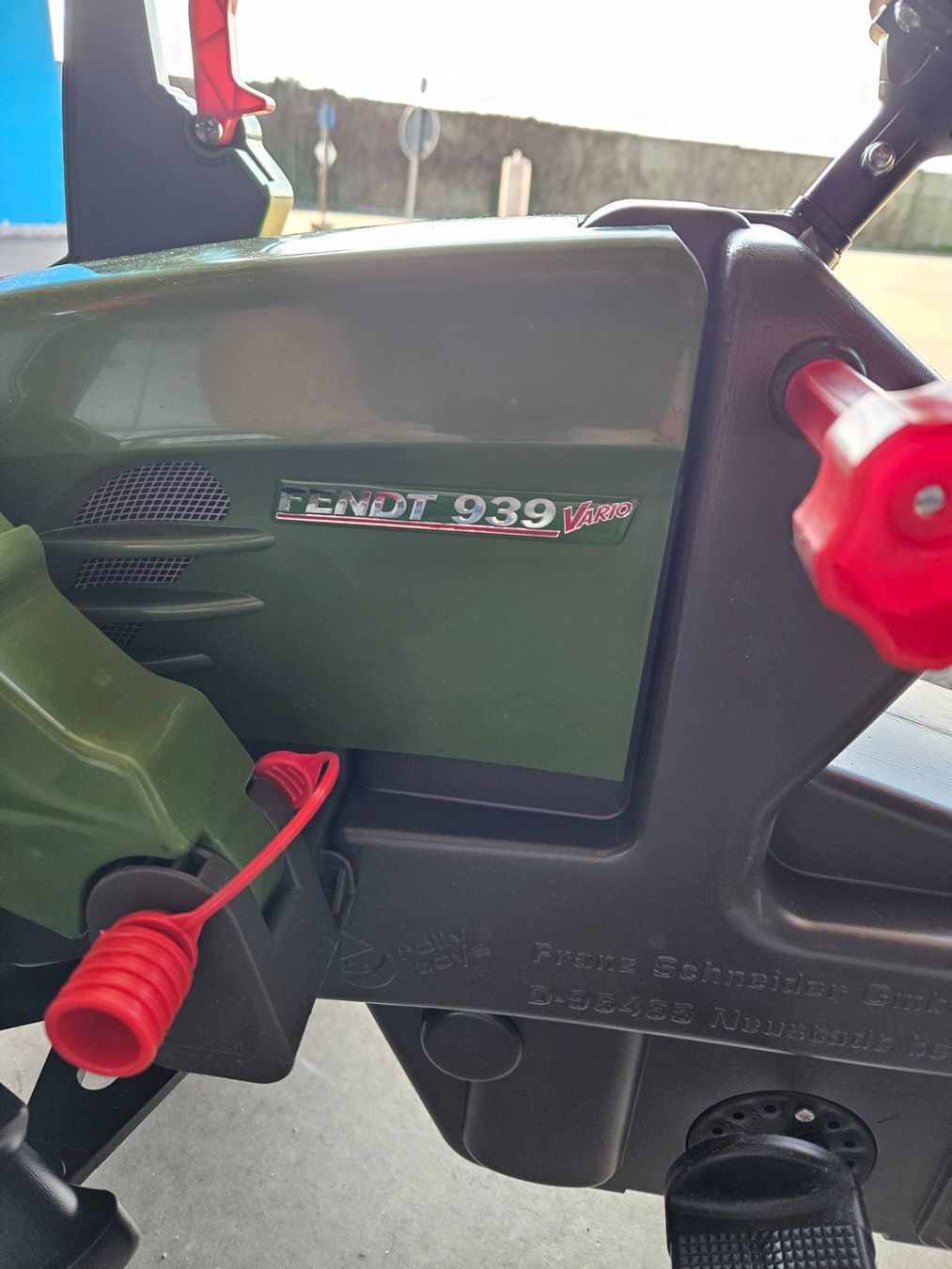 Fendt Veicoli per bambini: Kinder Trettraktor Fendt Neu – Nuovo e nell'imballaggio originale da Recherswil venduto da hubelmatt 3