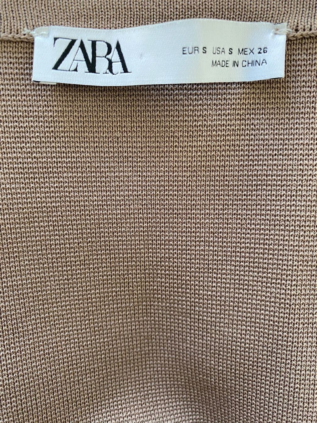 Zara Top: ZARA TOP - neu - – Nuovo (secondo la descrizione) da Jona venduto da vanessasupermarket20 6
