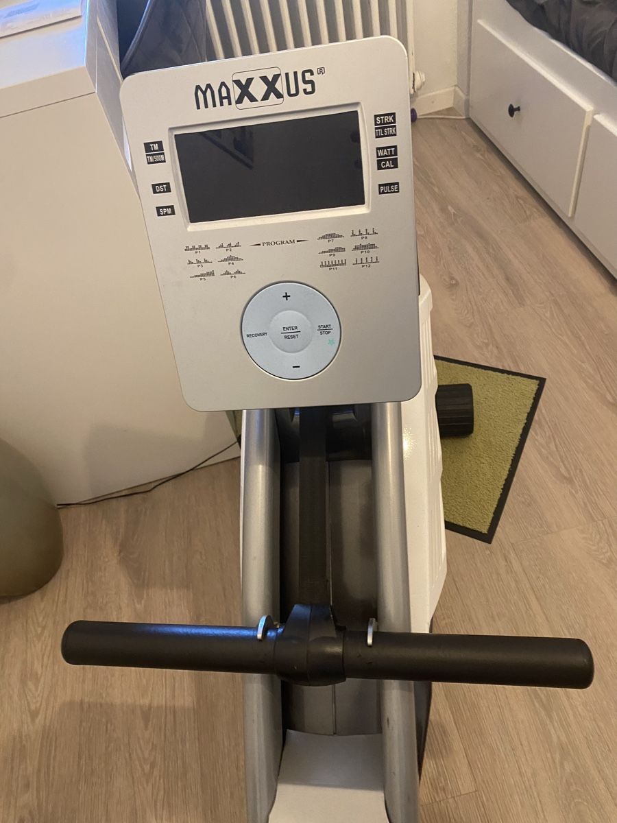 Maxxus Hometrainer: MAXXUS Rudergerät gebrauchter Zustand – Usato da Baar venduto da mathias.und.mandy 3