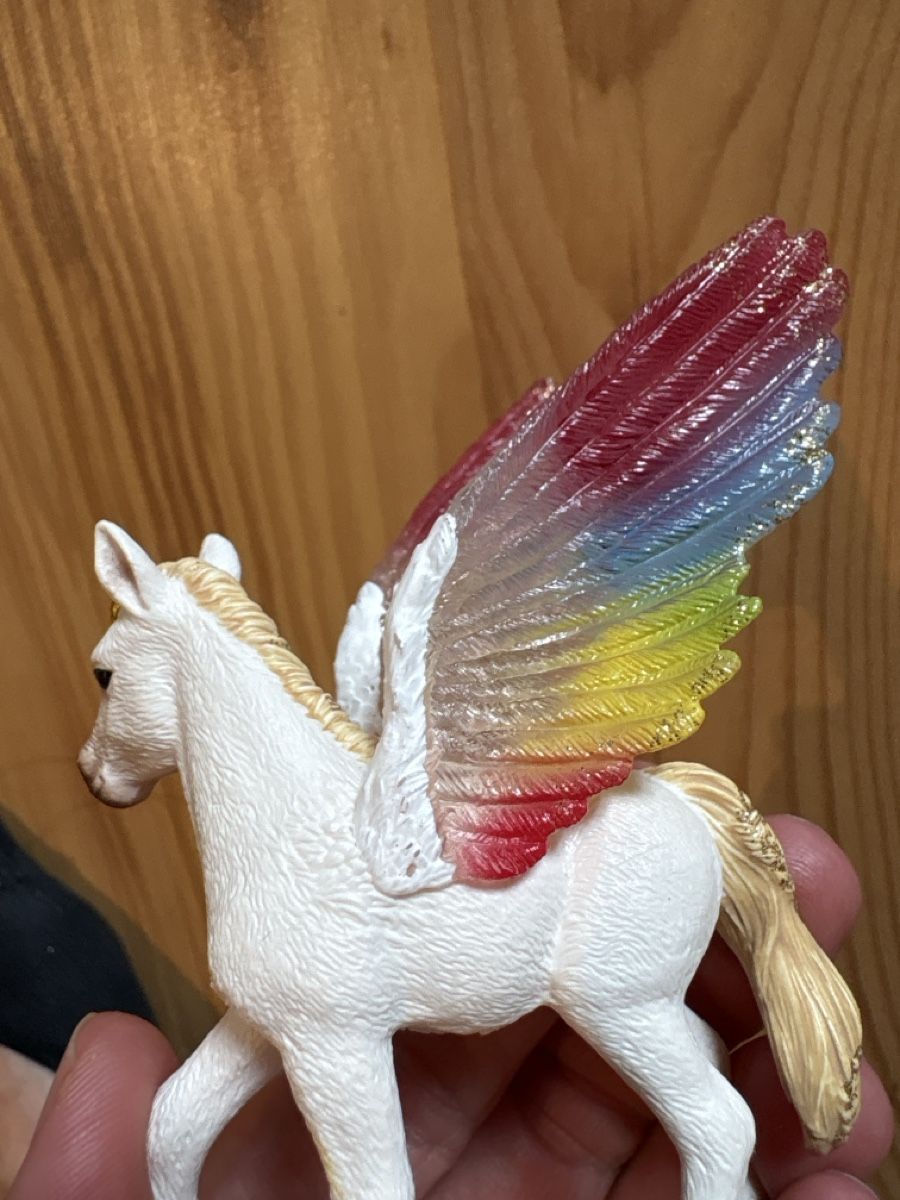Schleich Figurines: Schleich Bayala Regenbogeneinhorn – D'occasion à Freienwil par leonie84 1