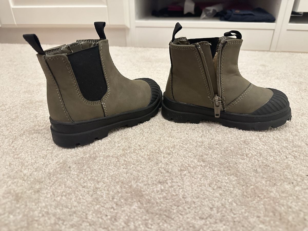 H&M Scarpe per ragazzi: Kinder Schuhe H&M – Usato da Uzwil venduto da sul_svh6 2