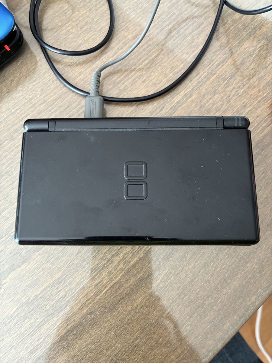 Nintendo Consoles: Nintendo DS – D'occasion à Wetzikon ZH par Higure 1
