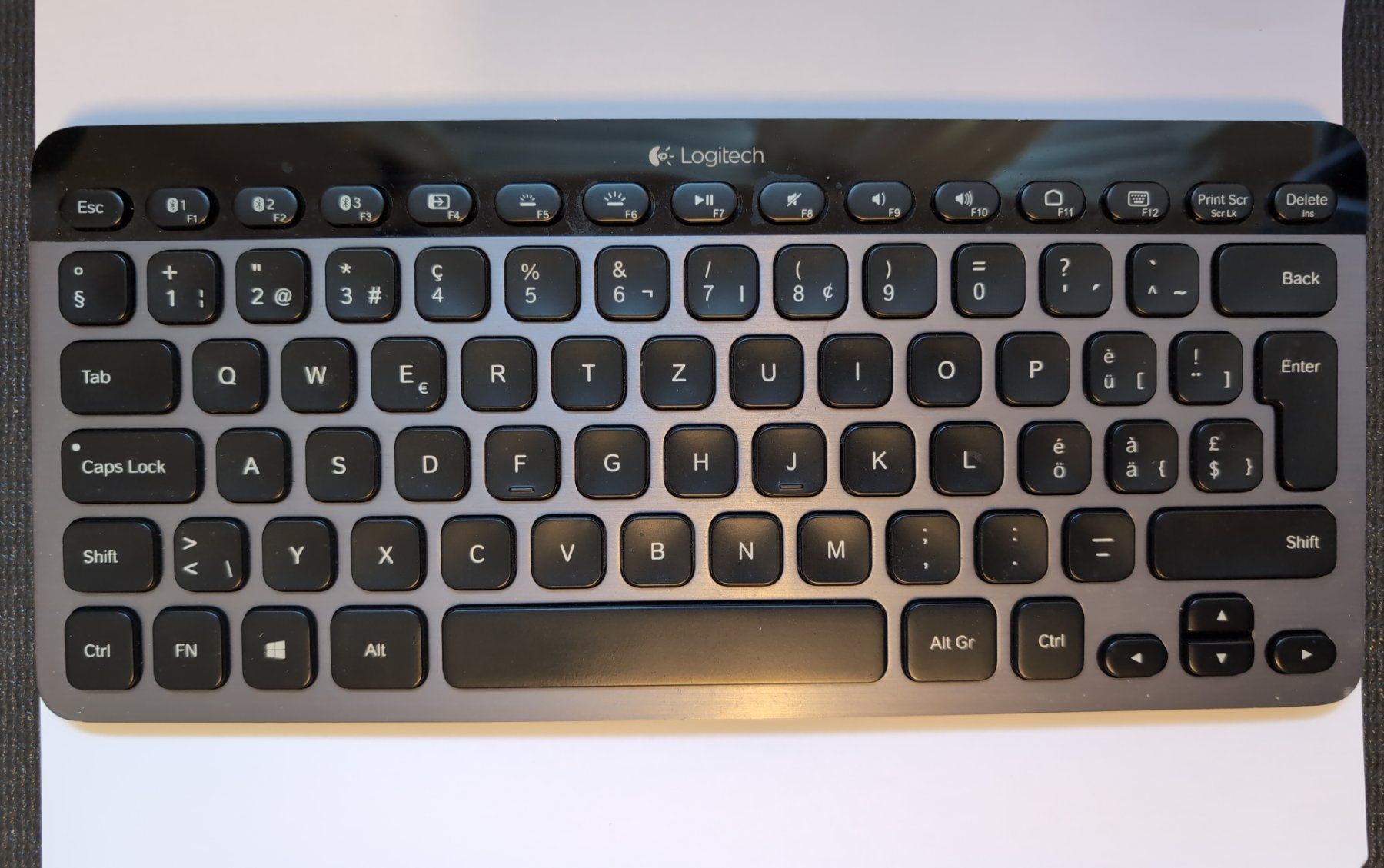 Logitech Tastaturen: Logitech K810 Bluetooth Tastatur – Gebraucht aus Pratteln von ilouh