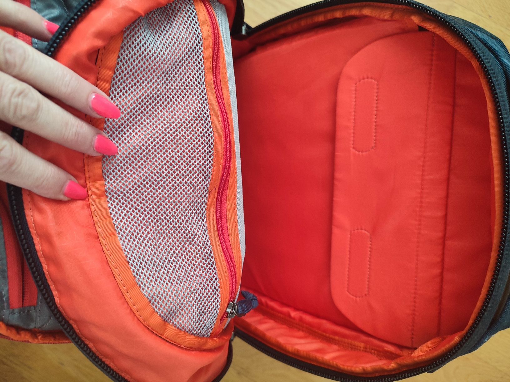 Rucksäcke: SUPER Schuel - Arbeits-Rucksack Thule fast wie neu – Gebraucht aus Ittigen von ABalli 5