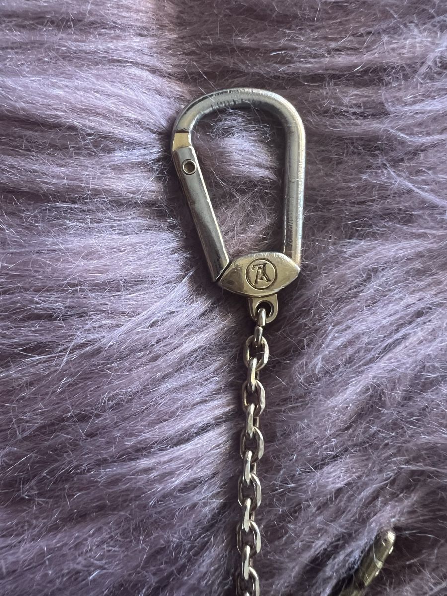 Louis Vuitton Portachiavi: Louis Vuitton Monogram Pochette Clés Schlüsselanhänger – Usato da Effretikon venduto da Briga.S. 1