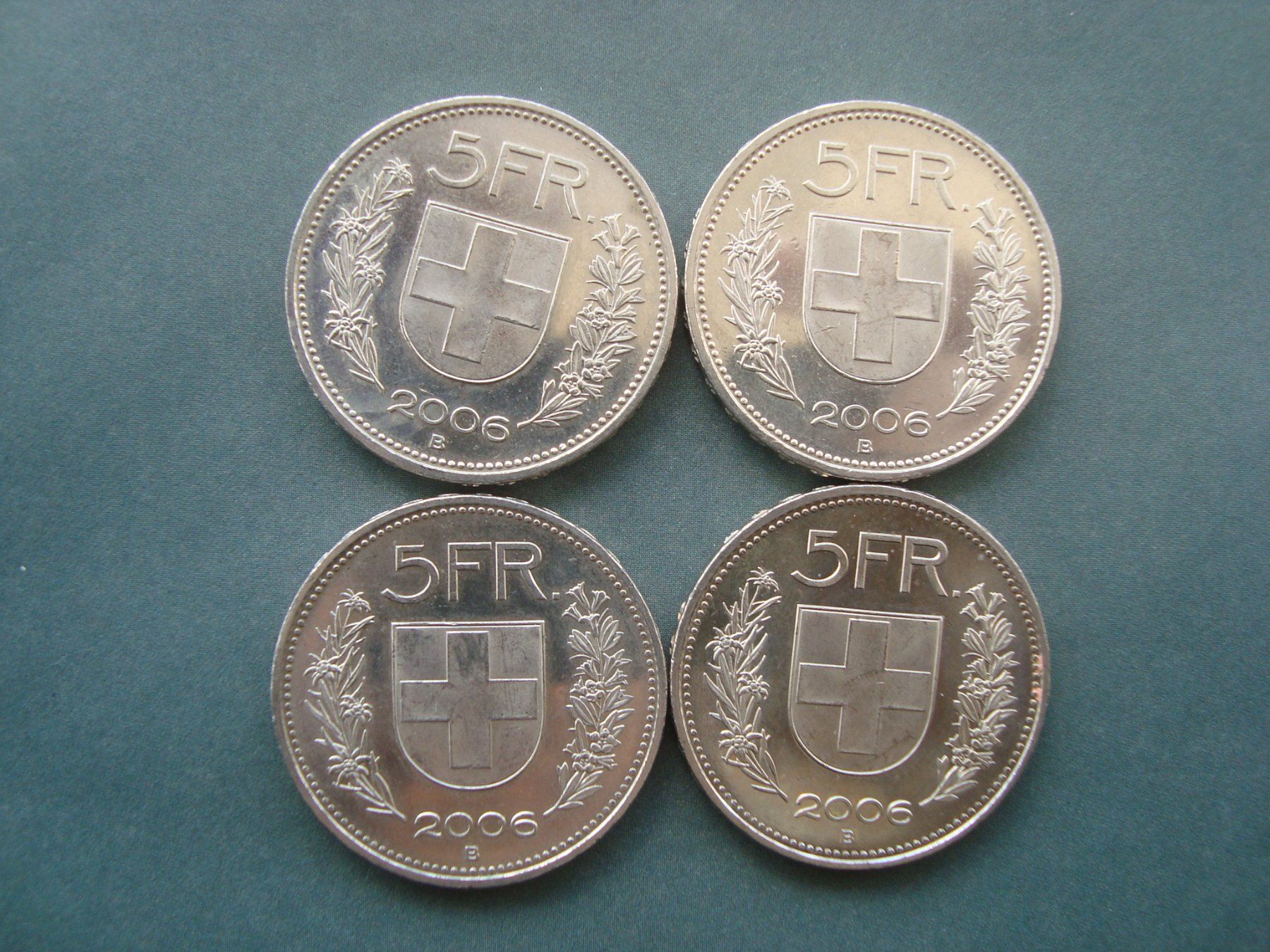 Tutti le monete: 5  Franken 2006  4 stk lot fast neu – Usato da Gelterkinden venduto da Cakir