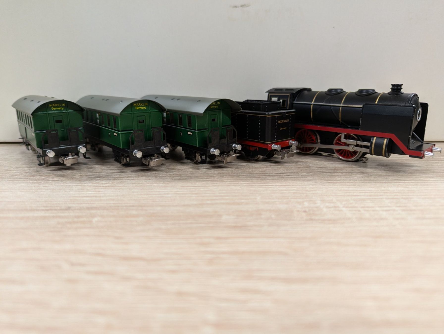 Märklin Modelleisenbahnen: Coffret 50 ans Märklin – Neu (gemäss Beschreibung) aus montcherand von Niollu 9