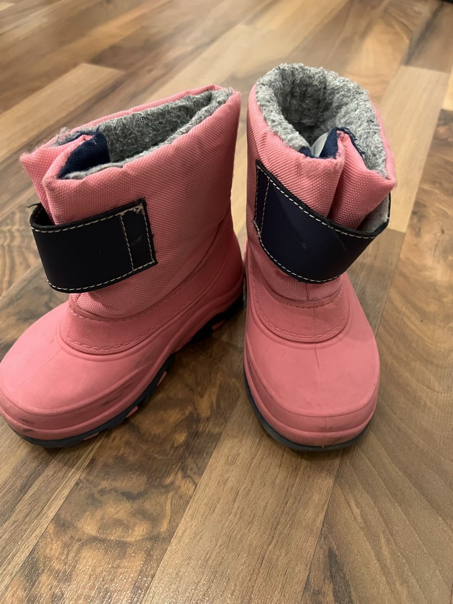 Scarpe per ragazze: Winterschuhe Grösse 24 – Usato da Herbetswil venduto da bpr_7jzs 1