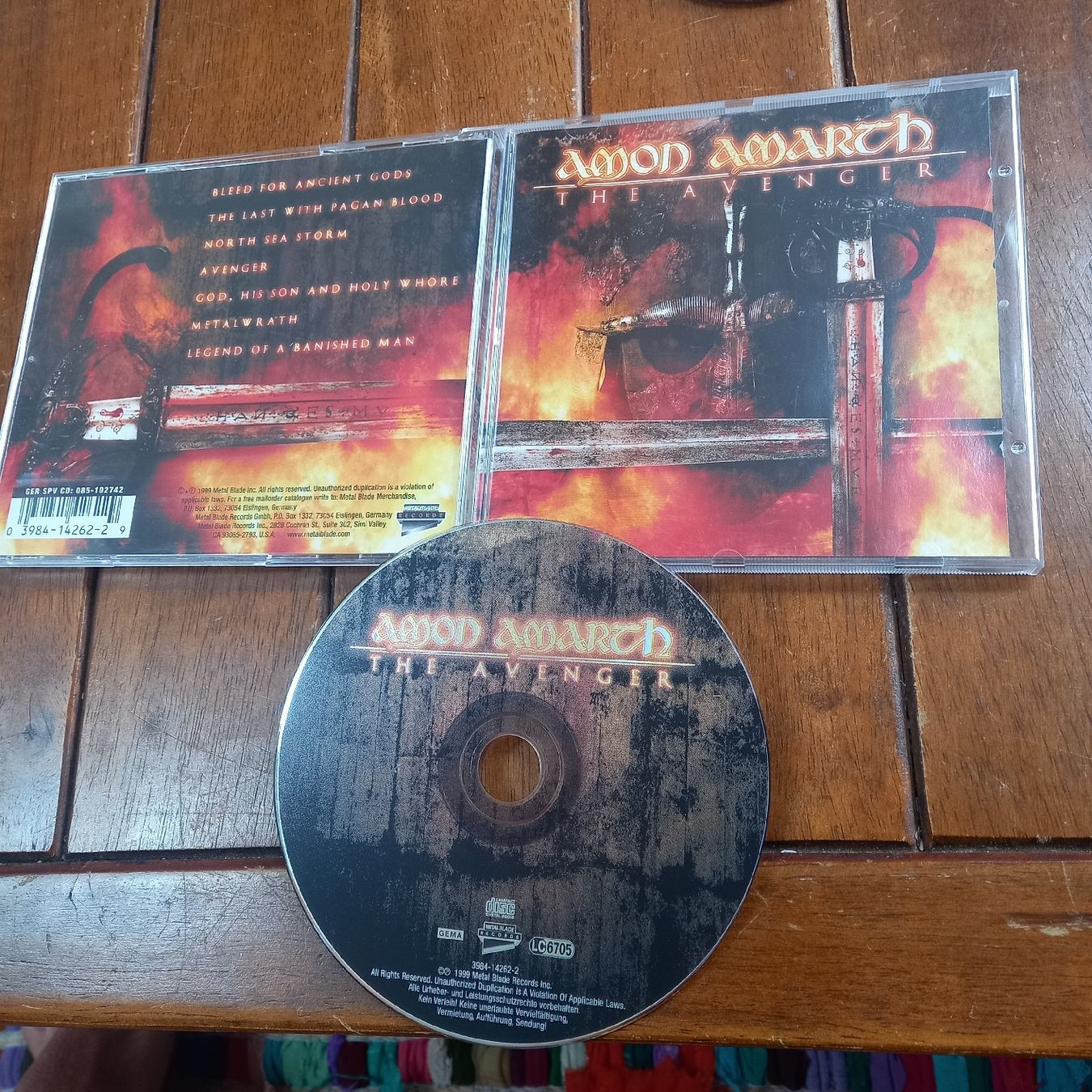 CDs: amon amarth - the... – Gebraucht aus St-Cergue von VeganWarrior