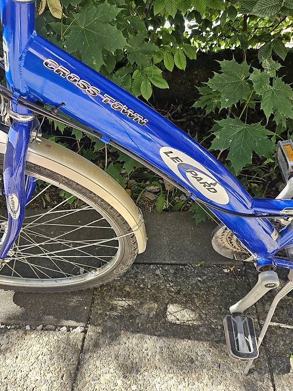 Velos: Leopard Damenrad  blau – Gebraucht aus Zürich von Elena231 1