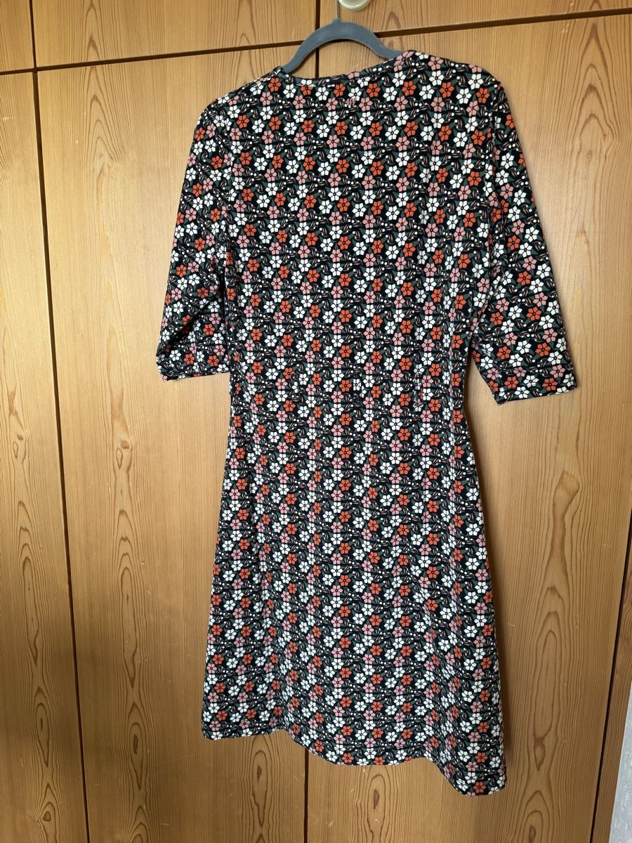 Kleider: 4 Funky Flavours Kleid L – Gebraucht aus Niederrohrdorf von Frau-Kunterbunt 1