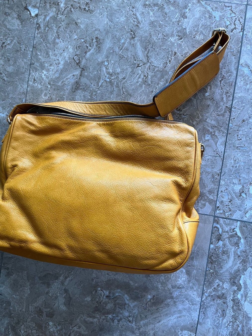 Sacs femmes: Leder Tasche – Neuf (Voir description) à Zürich par pizzobeatrice 4