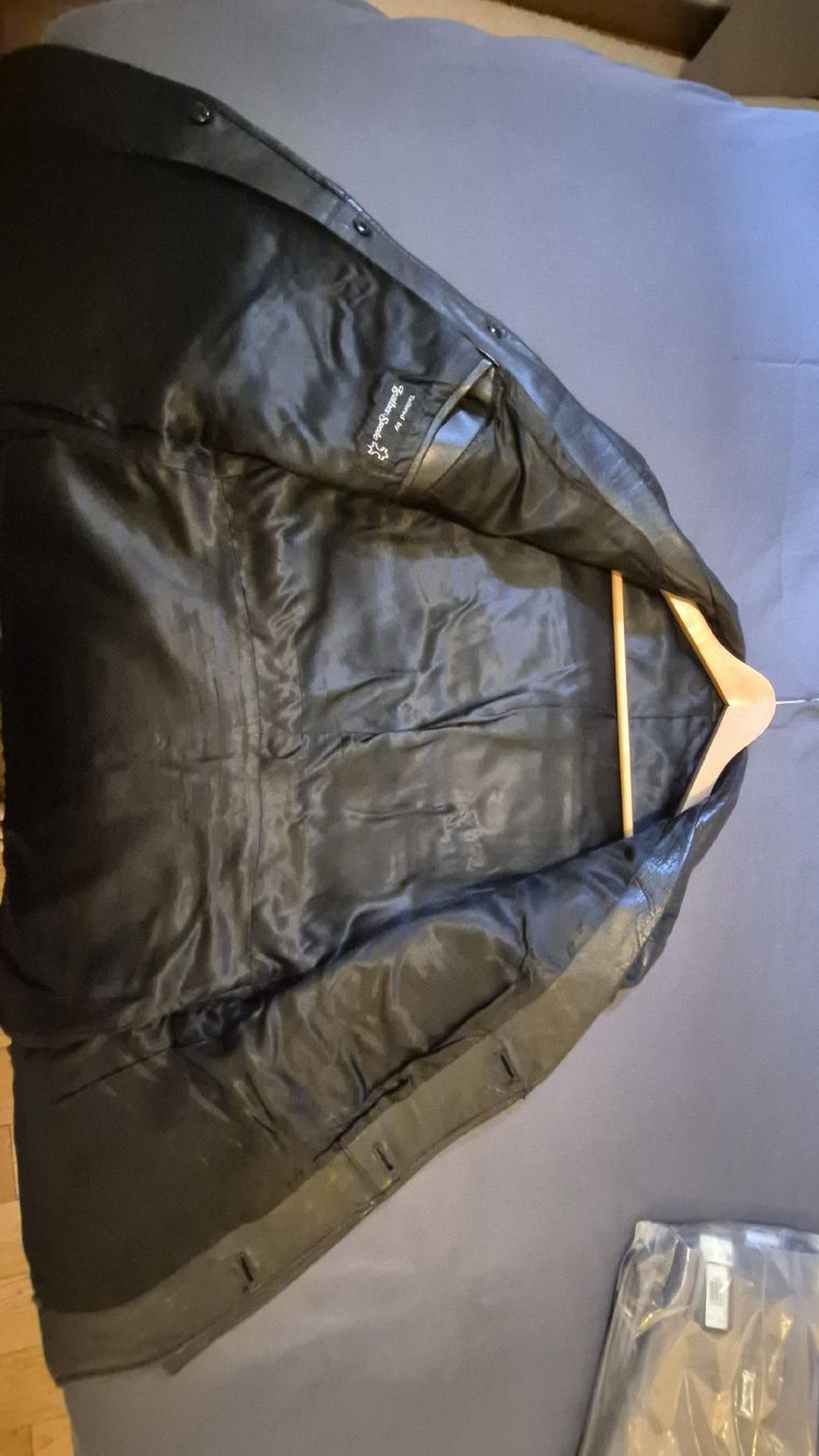 Cappotti: leather trench coat vintage size M – Usato da Genestrerio venduto da RUSTY_VIK 4