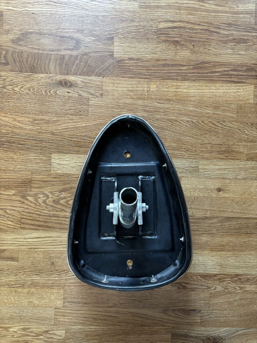 Piaggio Pièces pour mobylette: Mofa Sattel Piaggio – D'occasion à Bachenbülach par Queen_K 4