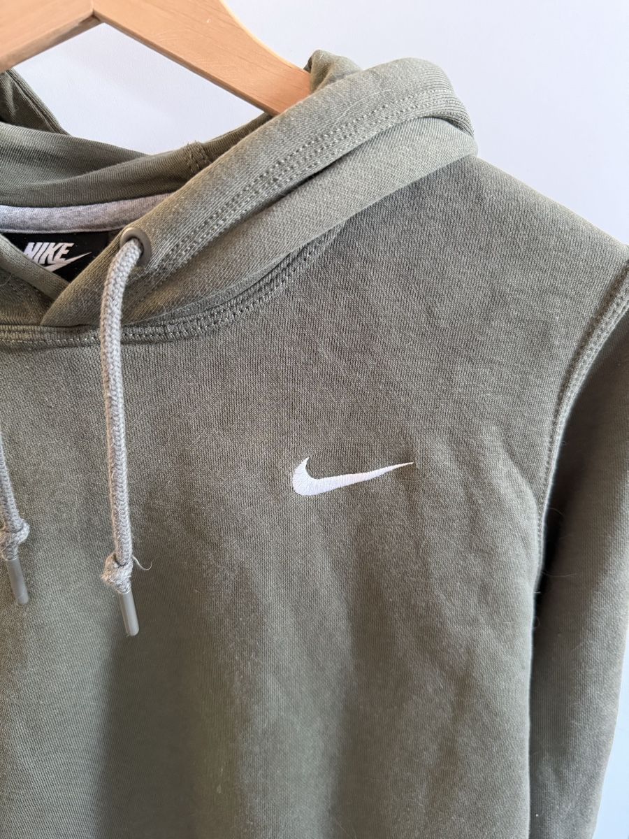 Nike Maglioni & Felpe: Nike Kapuzenpullover olivgrün Grösse S – Usato da Weiach venduto da nou_t2x8 1
