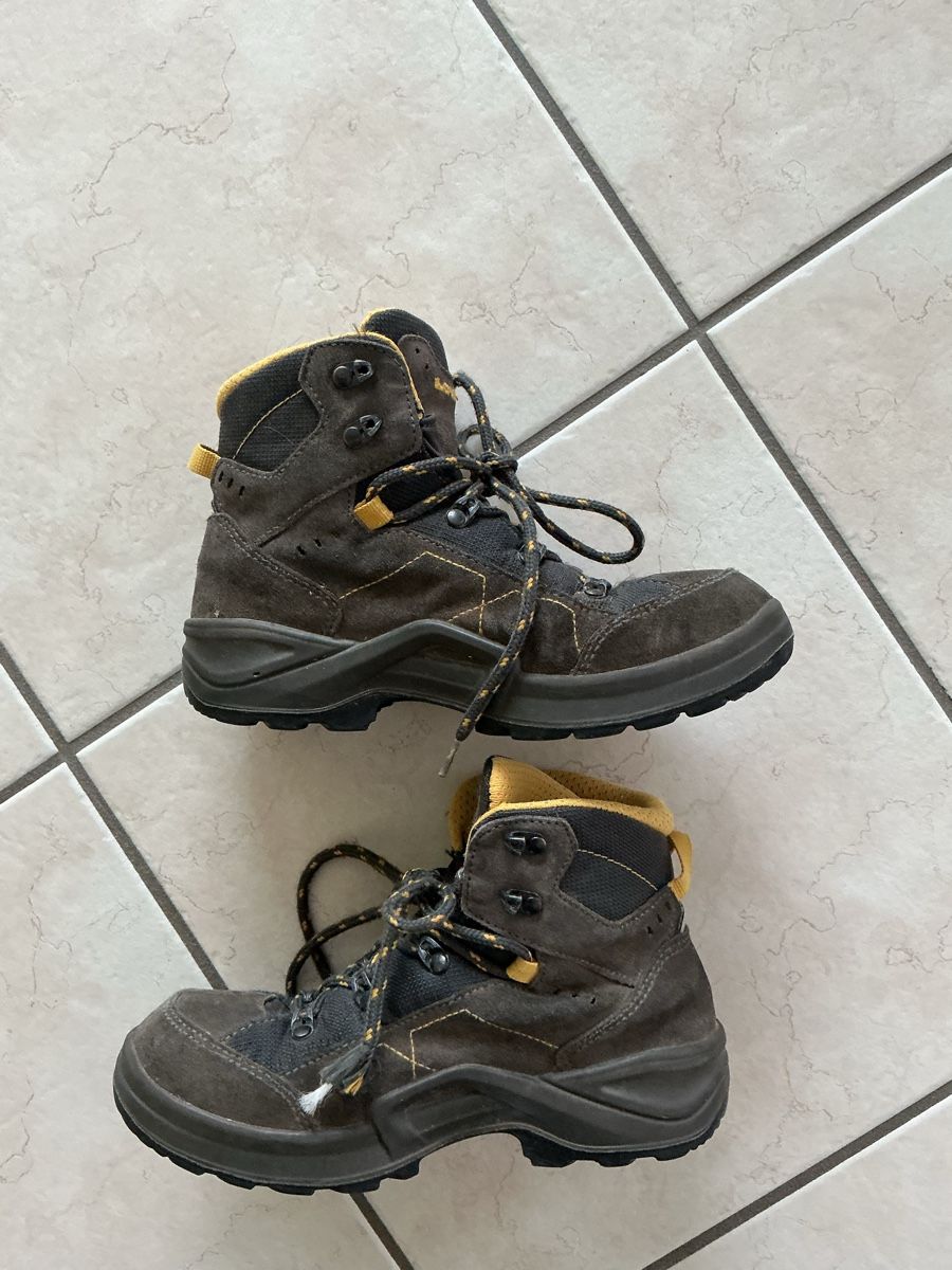 Lowa Scarpe per ragazzi: Lowa Wanderschuhe Größe 35 – Usato da Zimmerwald venduto da wuff81 4