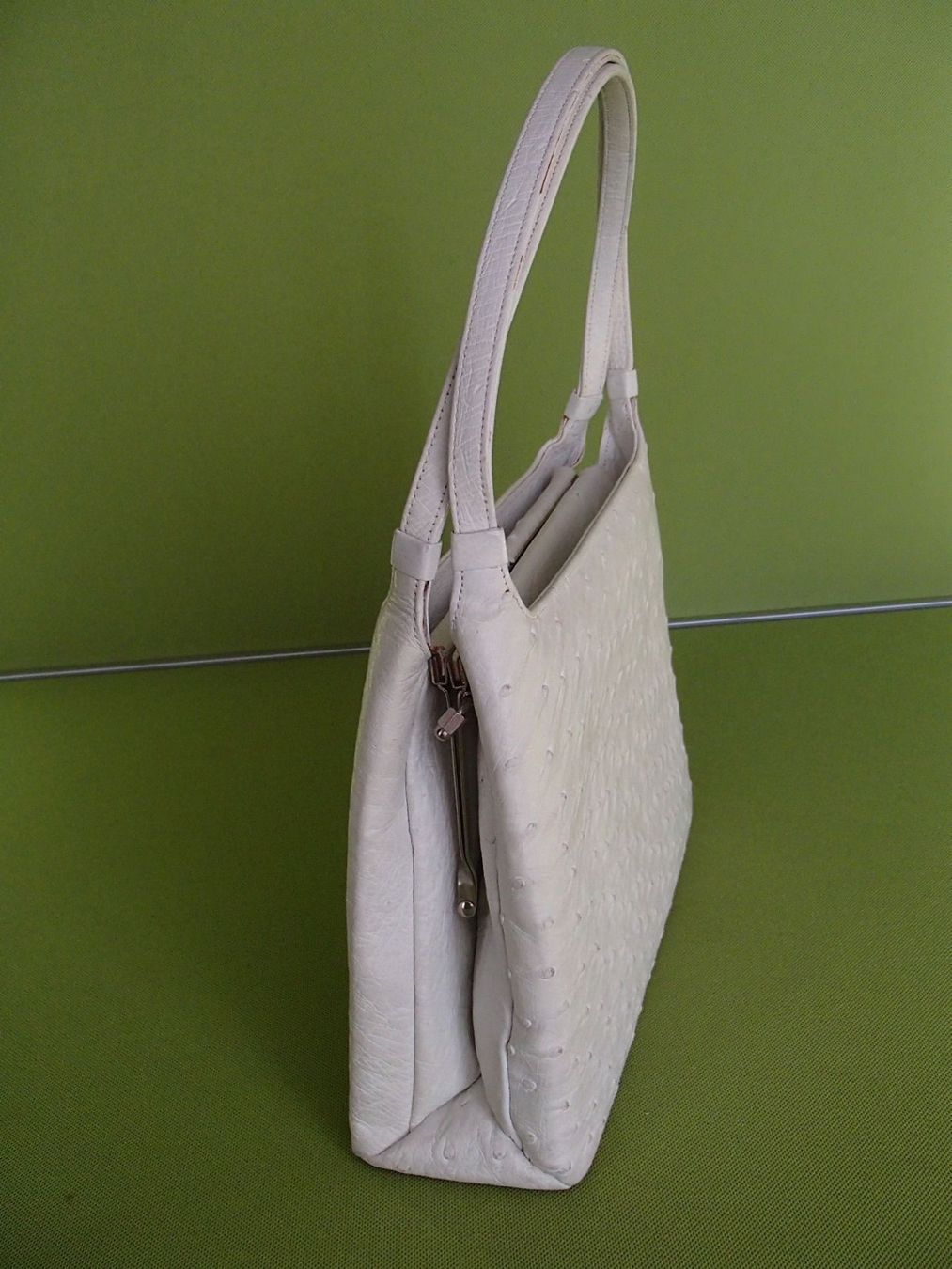 Borse da donna: weisse Vintage Eidechsleder Tasche – Usato da Schöfflisdorf venduto da pullux 2