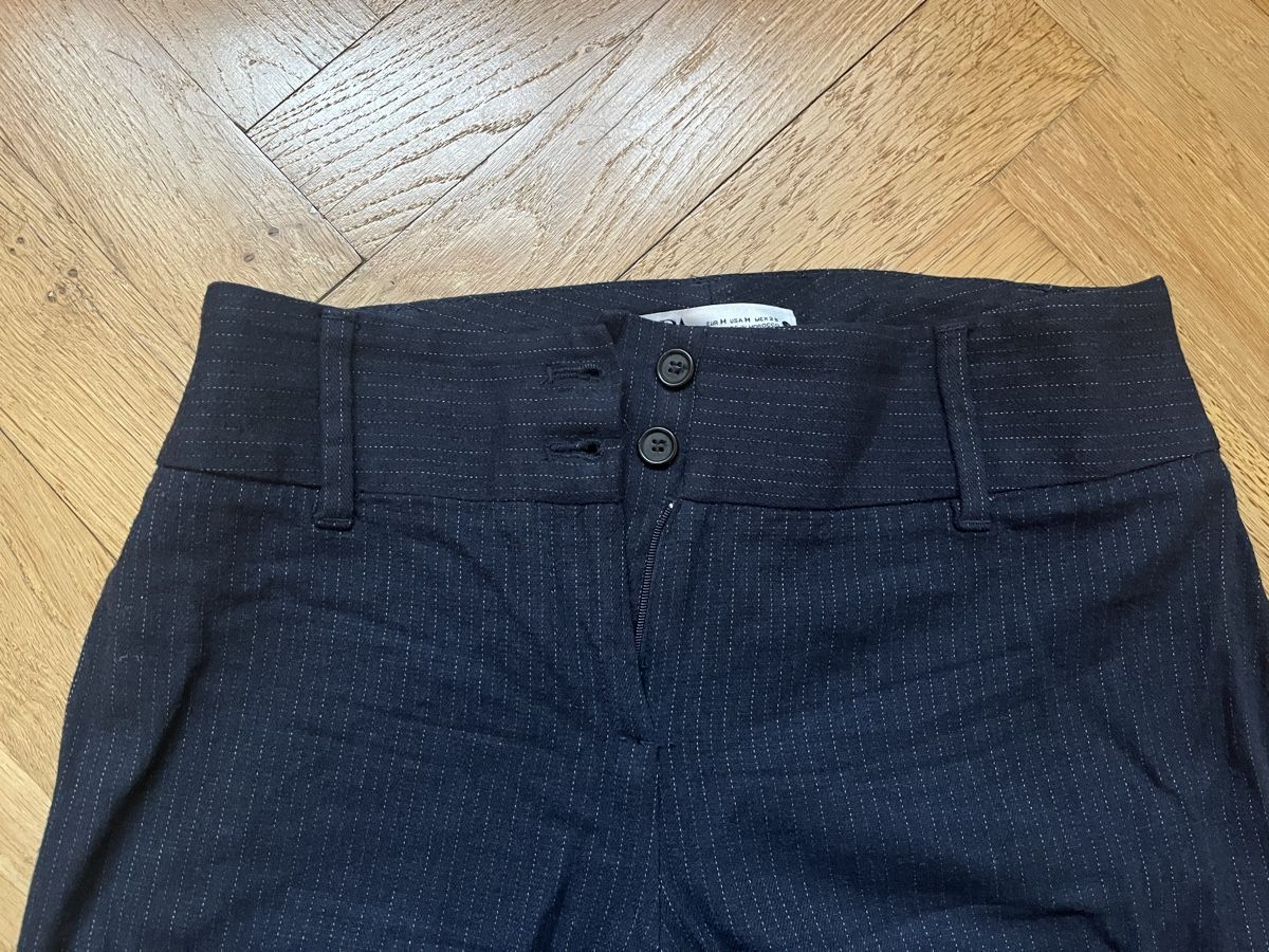 Pantaloni: Blaue Anzugshose Low Waist – Usato da Bern venduto da aleebii 1