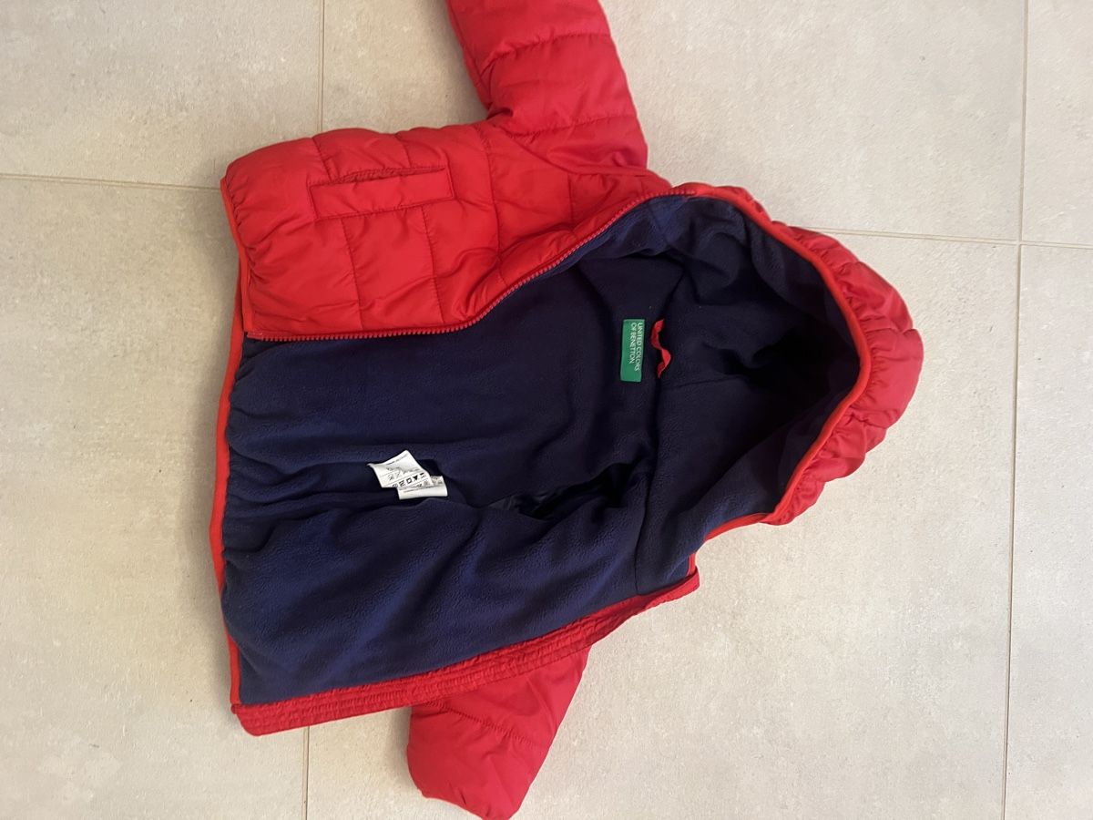 Benetton Jacken & Mäntel: Warme Winterjacke Benetton Gr. 82 Rot – Neu (gemäss Beschreibung) aus Schönenberg ZH von Bosh 2