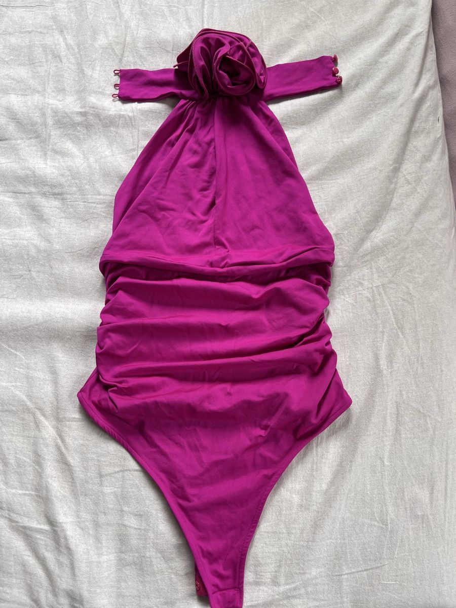 H&M Top: H&M Rosa Top – Usato da Zürich venduto da hsi_tl5c 2