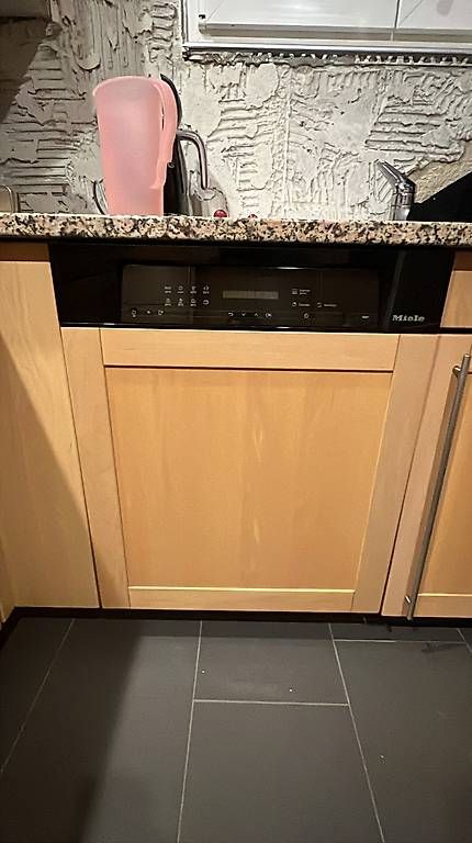 Lavastoviglie: Lave vaisselle Miele  – Usato da La Heutte venduto da fti02