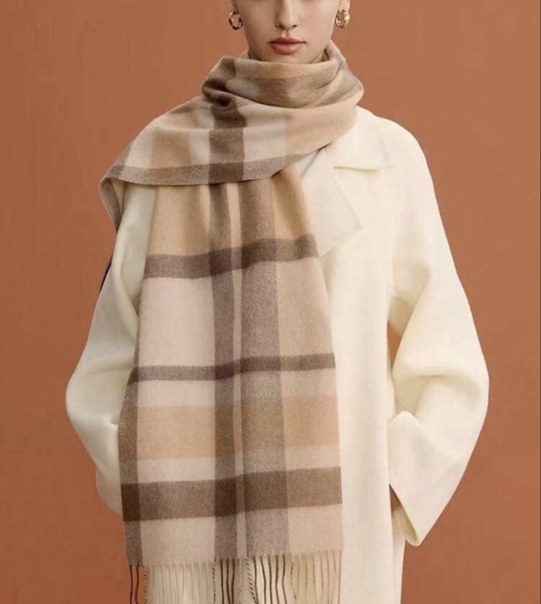Foulard & Sciarpe: Écharpe 100% en laine – Nuovo e nell'imballaggio originale da Châtel-St-Denis venduto da Montclair_Swiss 7
