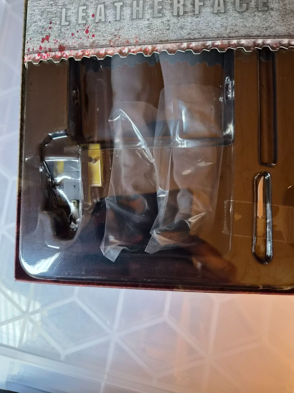 Statuette: Sideshow Leatherface 1:6 Sixth Scale Figur OVP – Nuovo e nell'imballaggio originale da Sisseln AG venduto da schenk-figuren 4