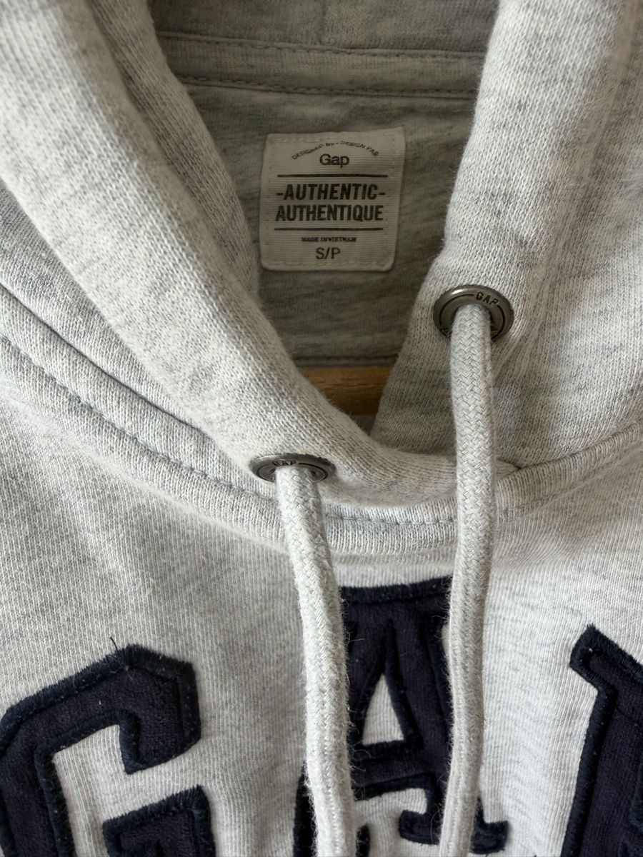 Gap Maglioni & Felpe: Gap Hoodie Grey Size S/P  – Usato da Zürich venduto da Lorena.rgg 1