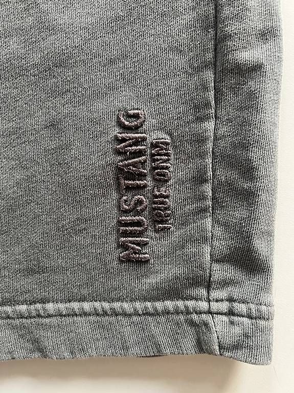Pantaloni: ***Mustang***  Shorts Gr. M Anthrazit meliert – Usato da Schwyz venduto da kelte74 1