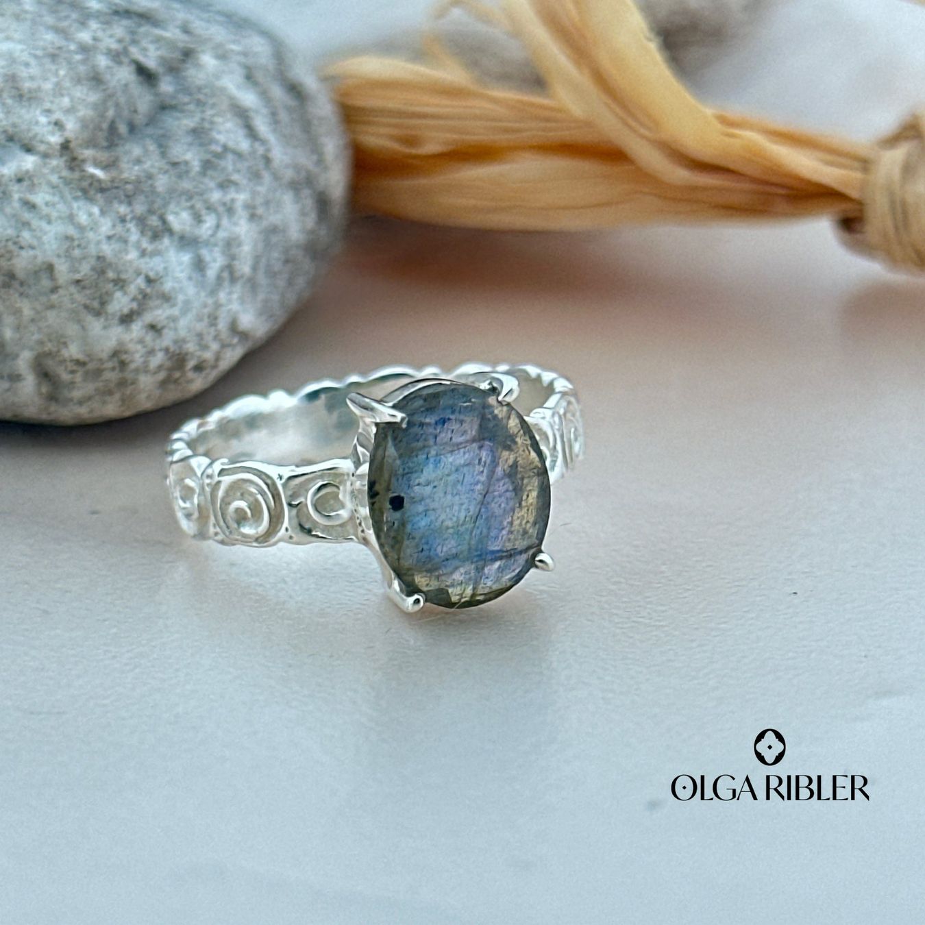 Olga Ribler Ringe: Labradorite Ring Sterling Silber Grösse 60 – Neu (gemäss Beschreibung) aus Luzern von Schmuckoutlet