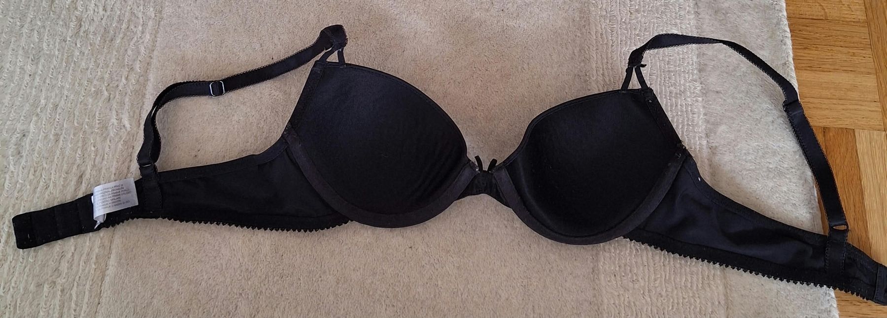 Altra biancheria intima: BH Schwarz – Nuovo (secondo la descrizione) da Aesch BL venduto da sar_j59l 1