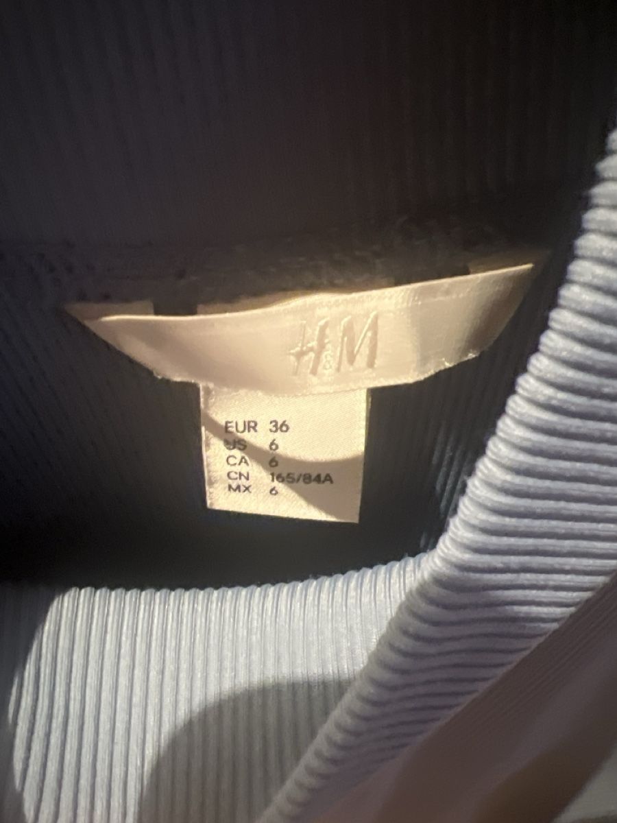 H&M Kleider: H&M Kleid – Gebraucht aus Oberengstringen von pri_c8jk 1