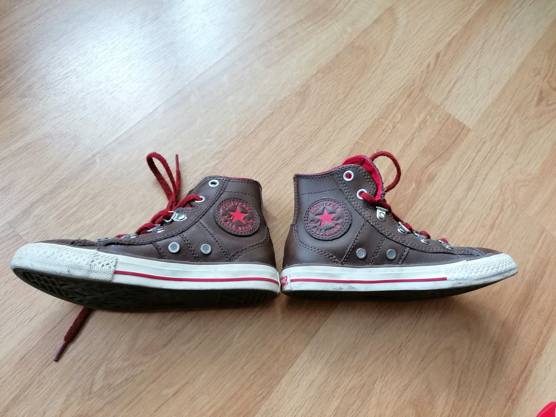 Converse Scarpe per ragazze: Converse Schuhe Gr. 29 – Usato da Büttikon AG venduto da Amineah