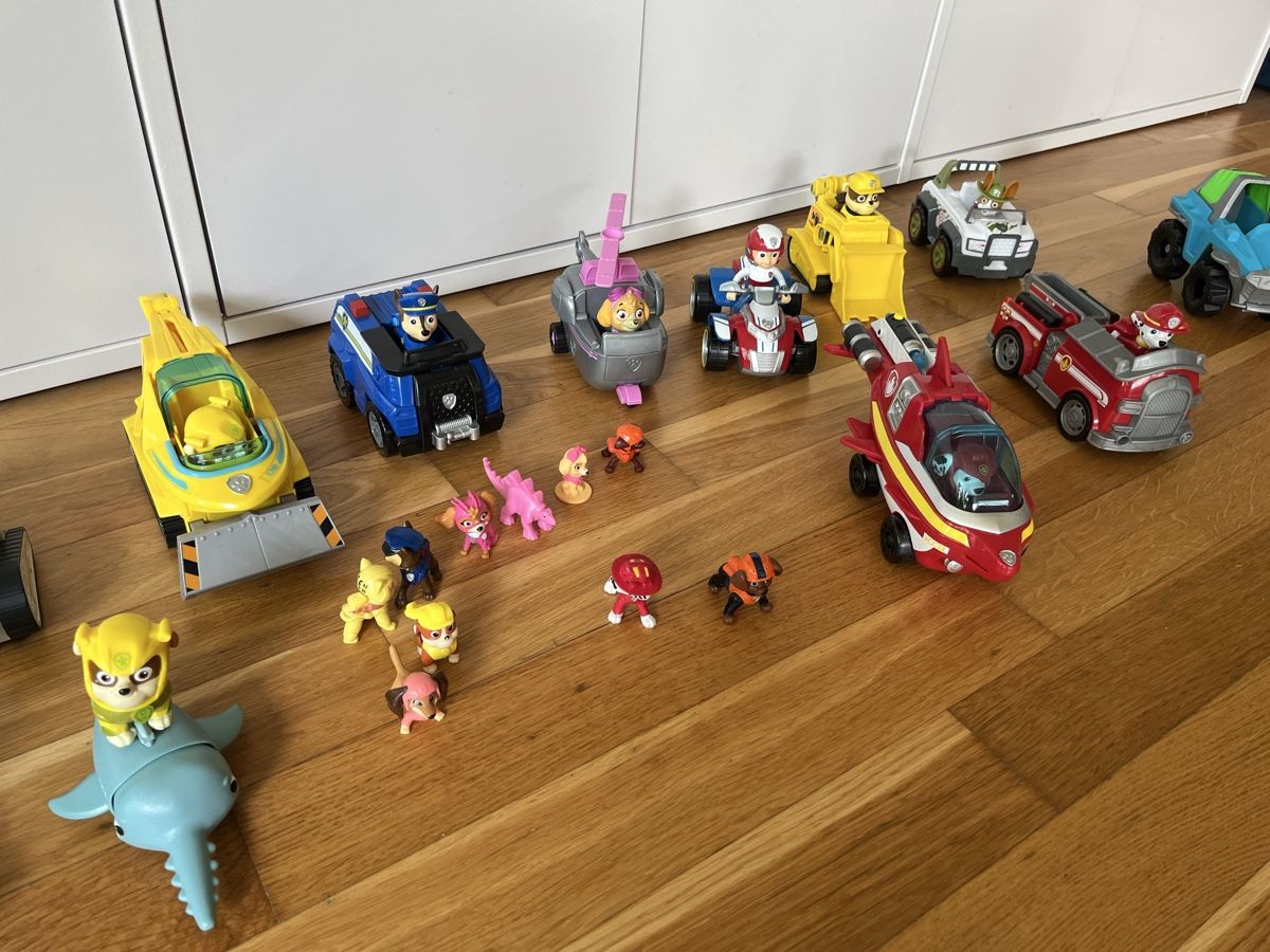 Spielzeuge: Paw Patrol Figuren  – Gebraucht aus Uetikon am See von tribibi80 2