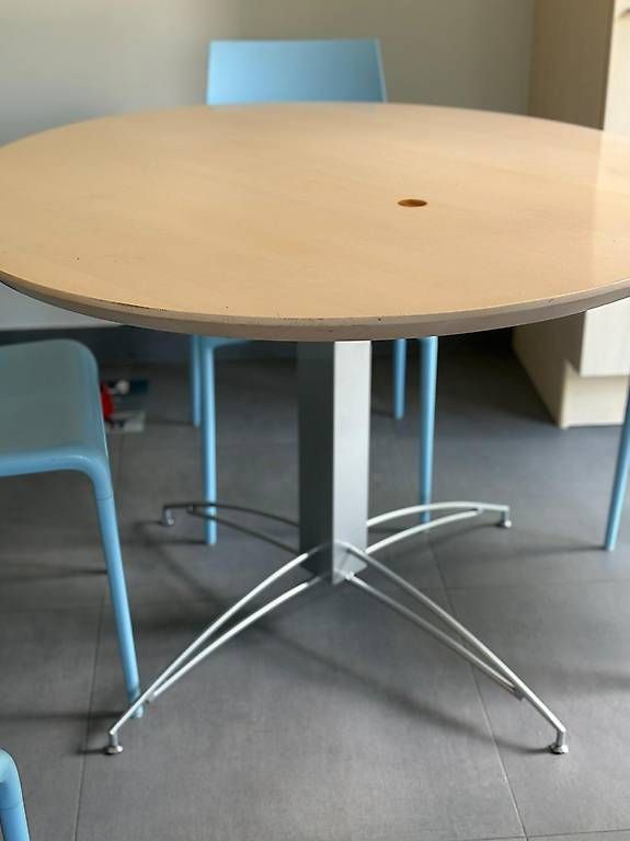 Tische: Table de cuisine  – Gebraucht aus Corsier GE von mar_9y6h
