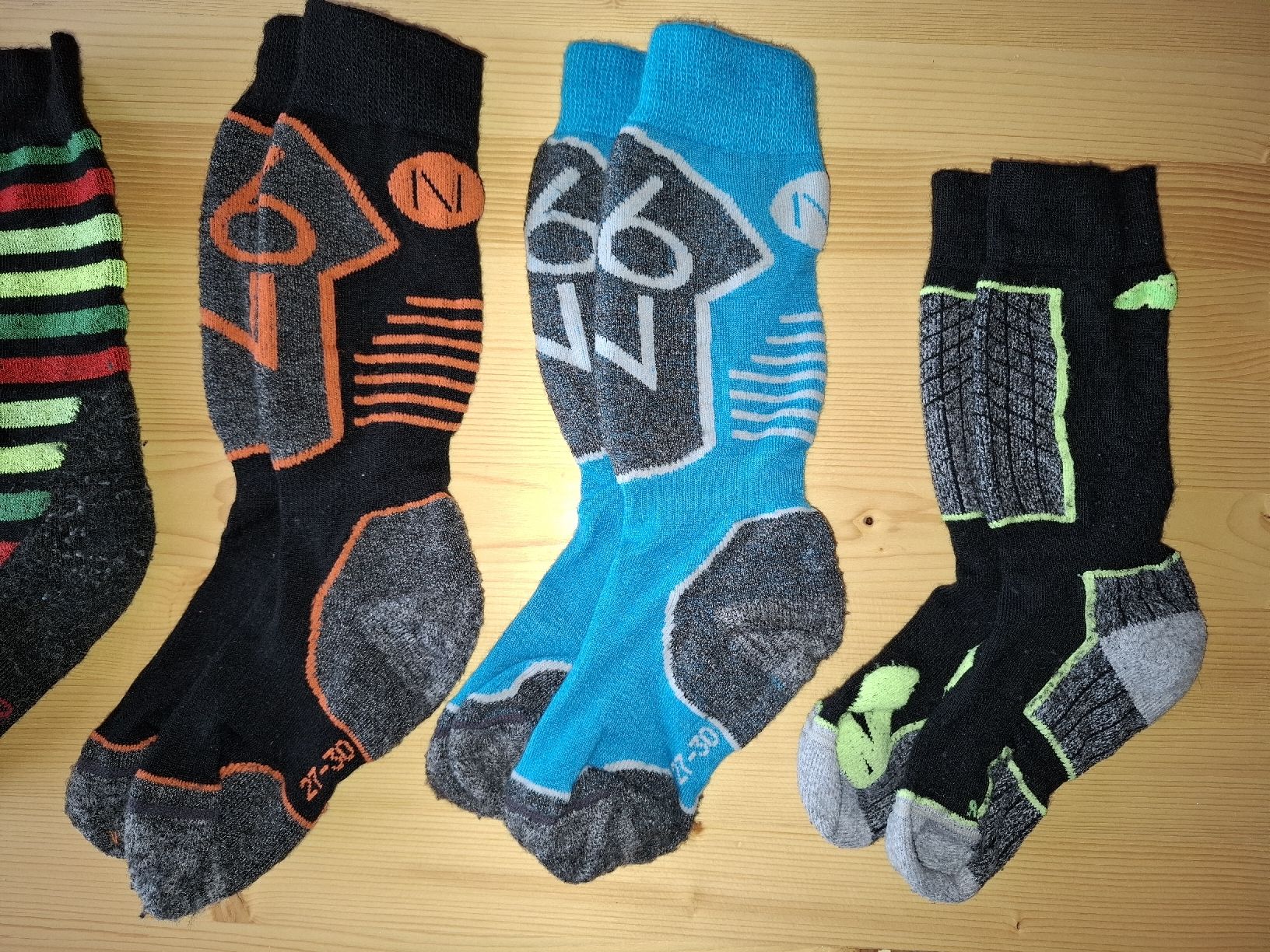 Calze per bambini: Kinder Skisocken/Wandersocken gr.27/30 – Usato da Oberurnen venduto da rotty80 2