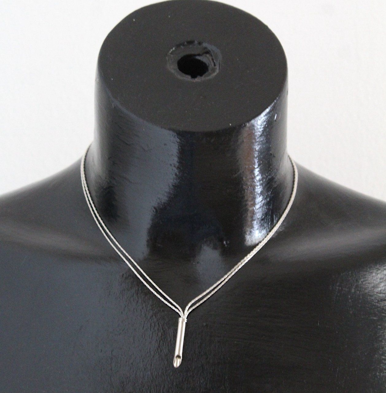 Catenine: Neu , Modeschmuck Kette, Länge ca. 22.5 cm – Usato da Locarno venduto da madame-tus-sauds