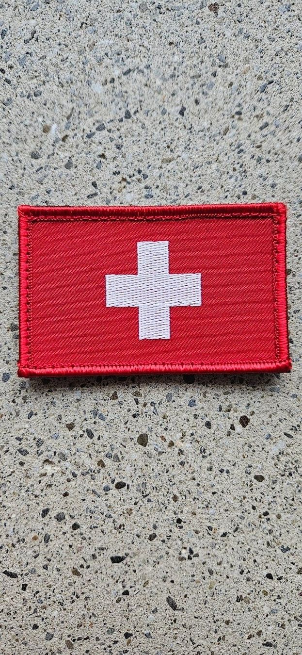 Schweizer Armee Placchette & Badge: *** Badge Schweizer Luftwaffe mit klett *** – Nuovo e nell'imballaggio originale da Riedholz venduto da fr_sIruP