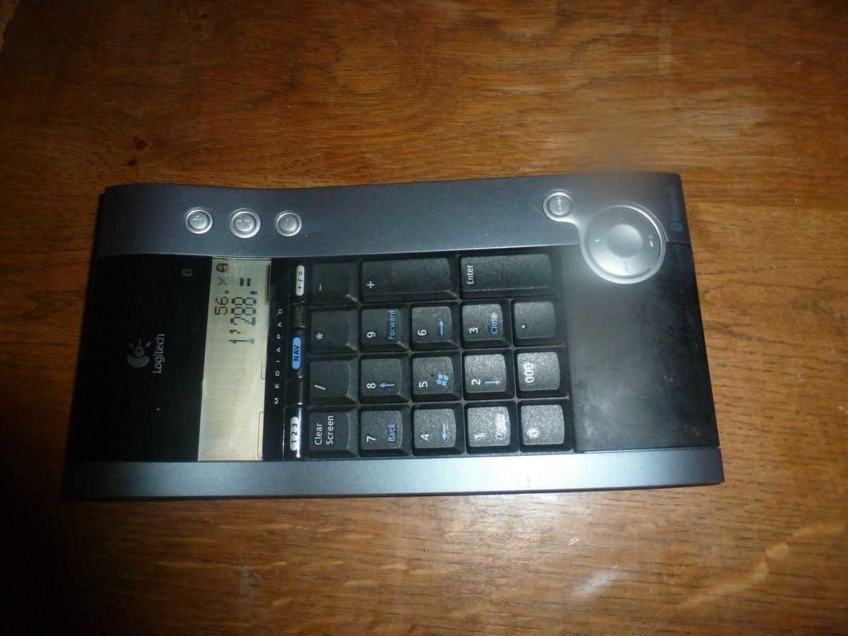 Logitech Tastiere: Logitech MediaPad Bluetooth – Usato da Emmen venduto da newcar4you 1