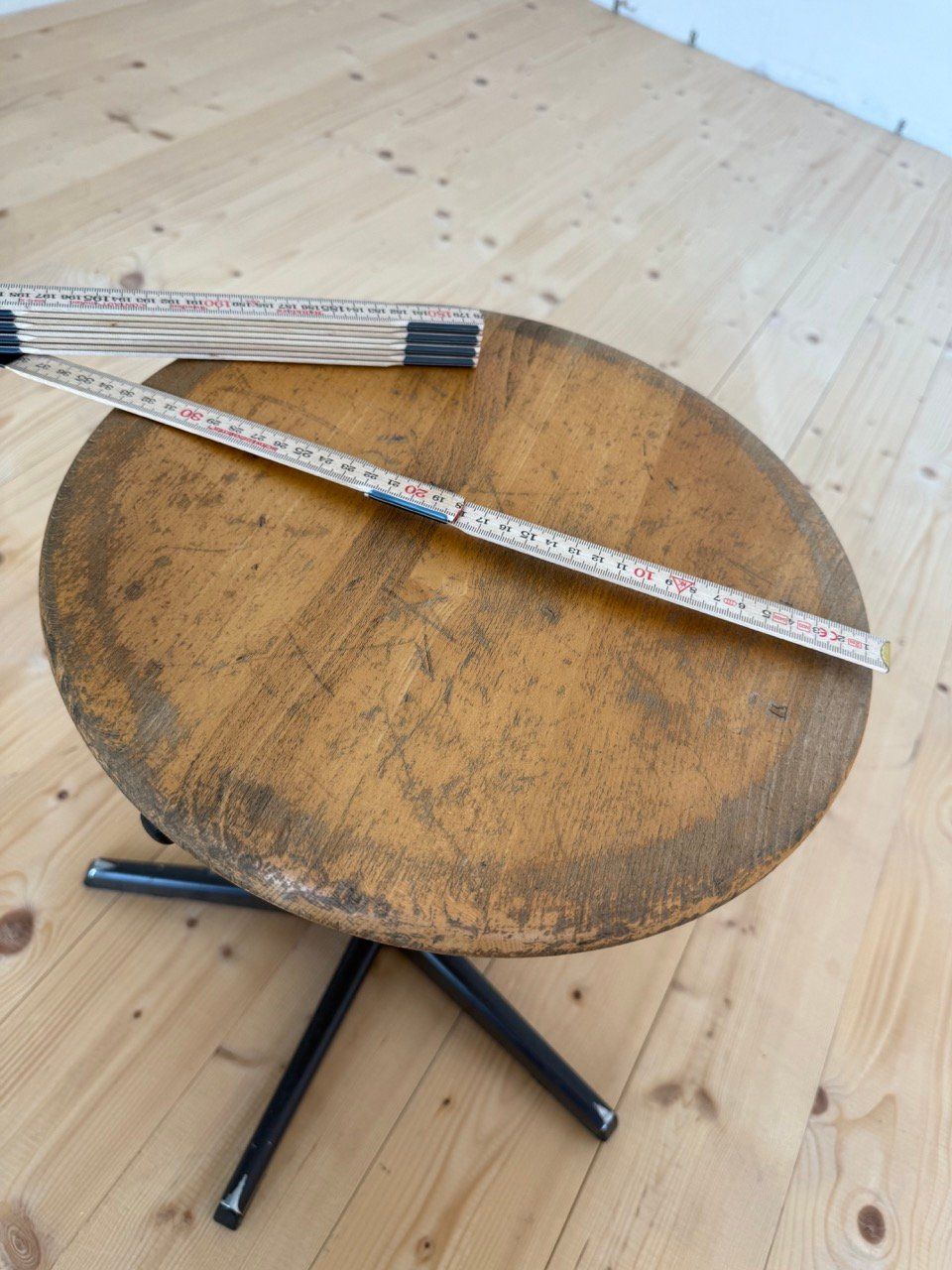 Tabourets: Hocker Erosuisse – D'occasion à Bern par Arka297 2