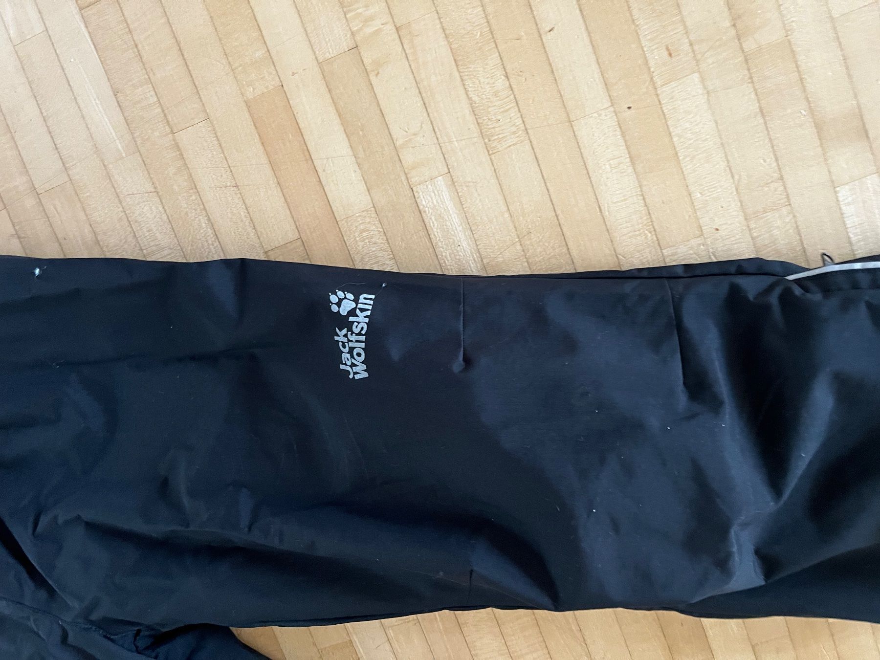 Jack Wolfskin Pantalons: Regenhose Jack wolfskin 140 – D'occasion à Horgen par Hoppelhase11 1