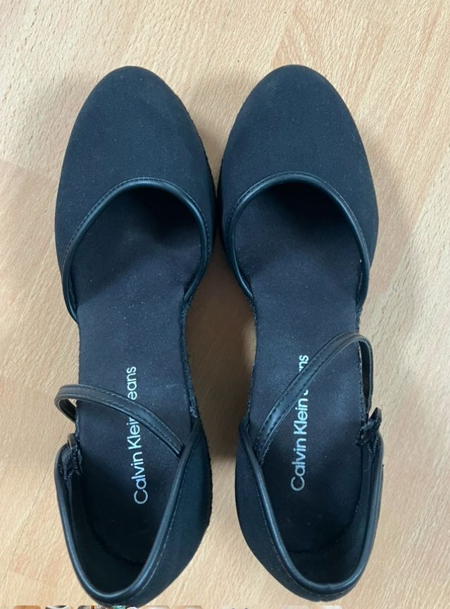 Calvin Klein Scarpe da donna: Calvin Klein Schuhe - Gr. 40 – Usato da Rain venduto da gab_q6jb 3