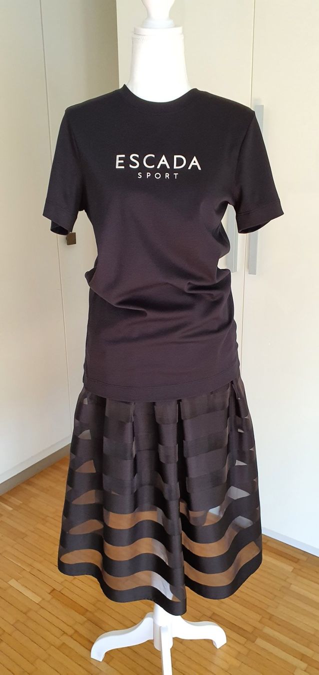 Escada T-shirt: Escada T-shirt S – Usato da Basel venduto da Kristal4