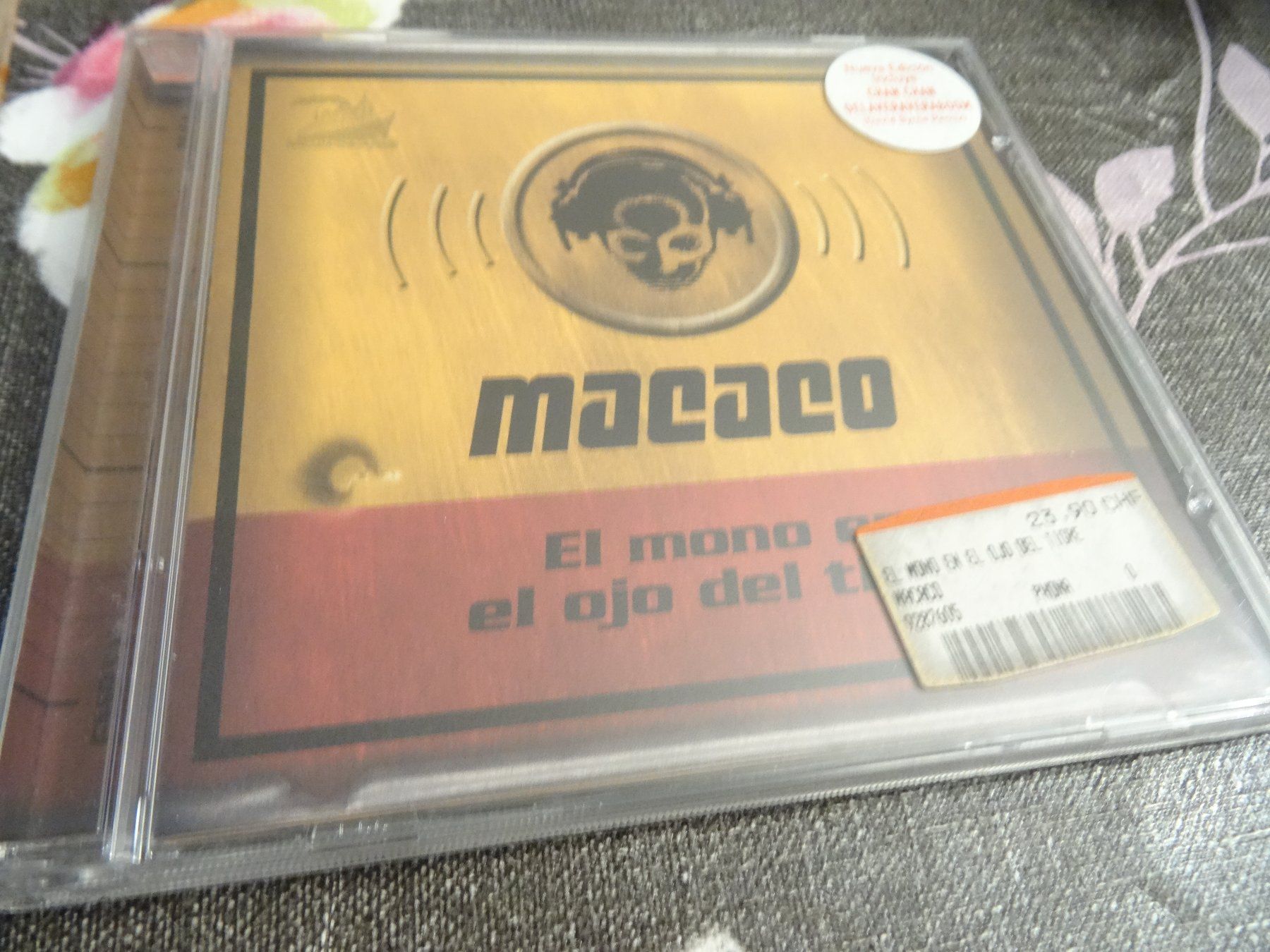 CD: Macaco - El mono en el ojo del tigre CD – Usato da Olten venduto da Disc-Ausverkauf