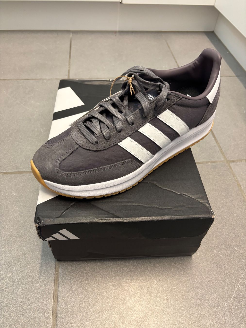 Adidas Herrenschuhe: Adidas Sneakers – Neu und originalverpackt aus Zürich von mc__2kll 4