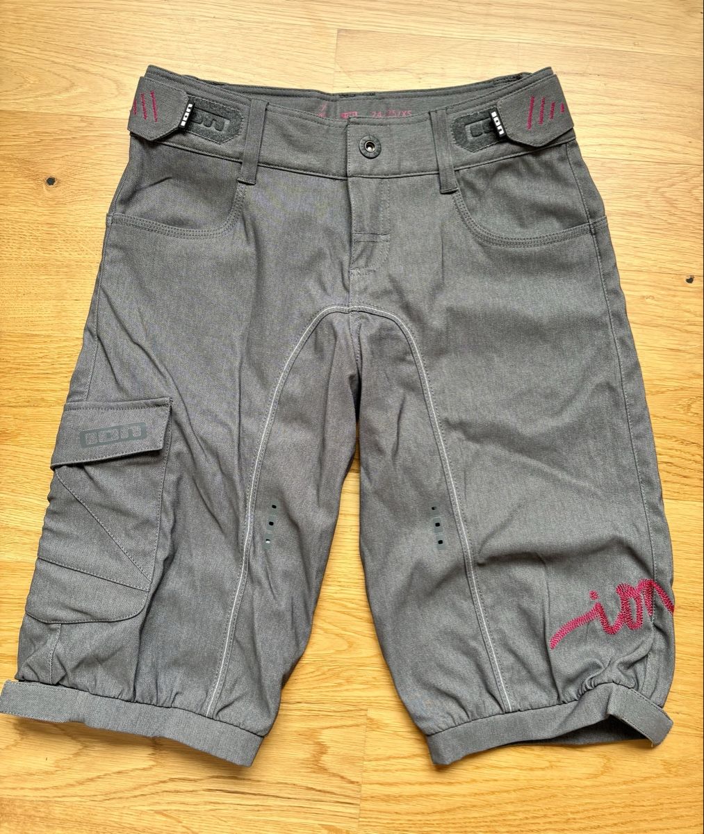 Pantaloni: ION Radhosen Gr.XS  – Nuovo (secondo la descrizione) da Zürich venduto da Claumina