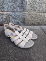 Caprice Sommersandalen Gr. 39 beige