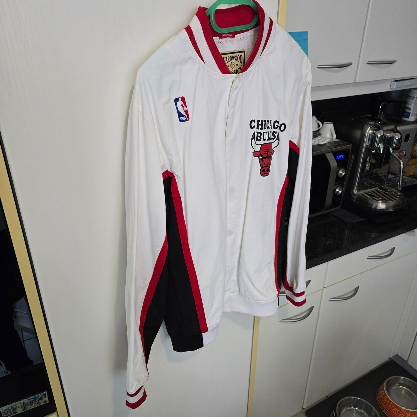 Nike Giacche: NBA Authentic Warm Up Jacket Chicago Bulls 1992-93 – Nuovo (secondo la descrizione) da Baar venduto da AudiRS32024 2